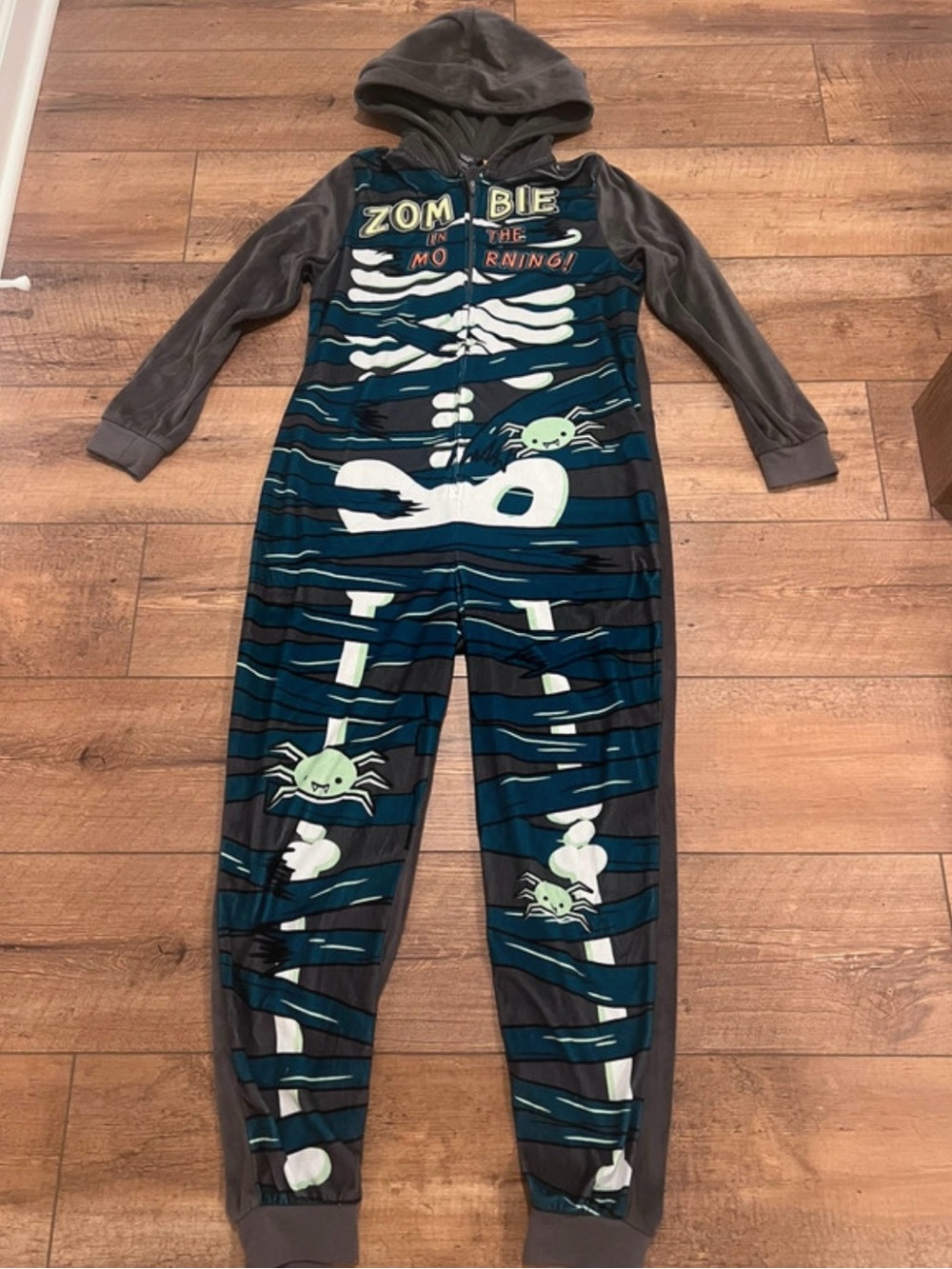 Dream Big Peace Out Kids Zombie Hooded Onesie, youth large (10/12)
